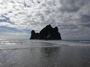 Wharariki-Beach-05.JPG