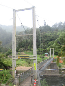 karangahake-gorge-historic-walkway-02.JPG