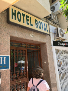 HotelRoyal01.JPG